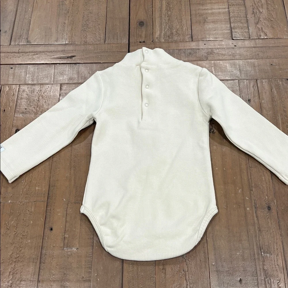 Donsje light tan ribbed mock neck long sleeve bodysuit 9-12 months organic